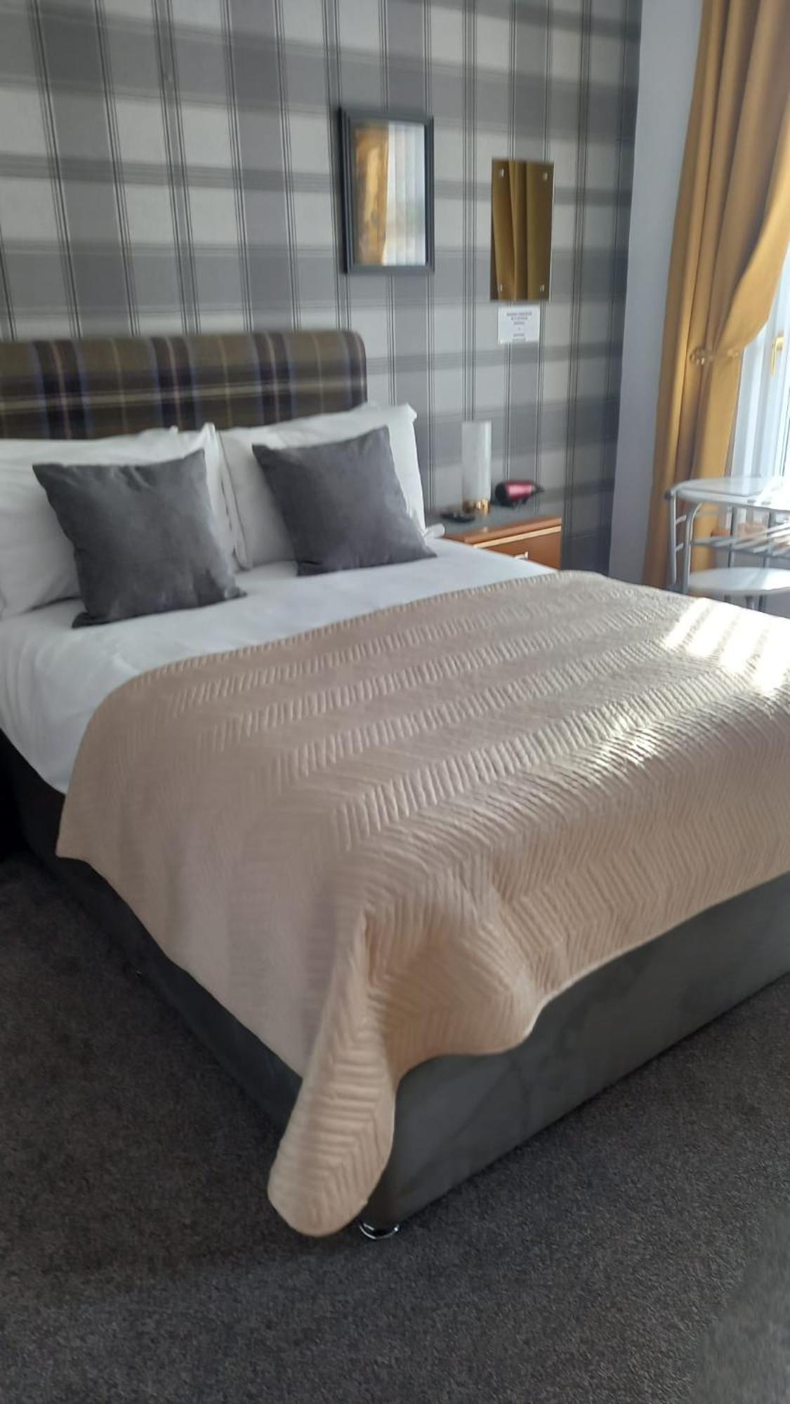 Fairfield Townhouse Guest House Inverness Bagian luar foto